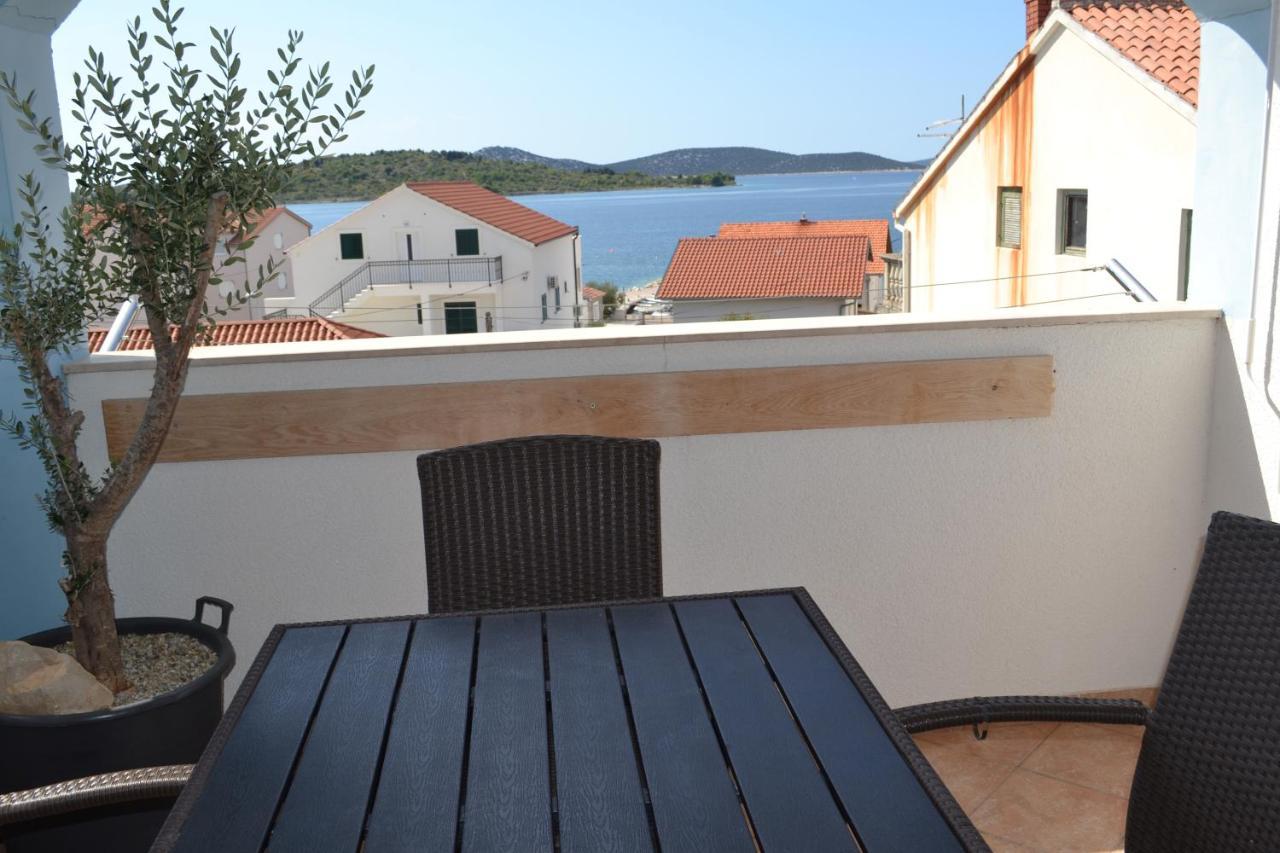 Lucija Apartment Srima